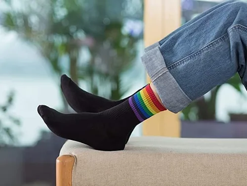 Vista 6 de 6 pares de calcetines de arco iris para mujer, a rayas, retro, calcetines atléticos para correr, calcetines casuales de algodón, blanco y negro