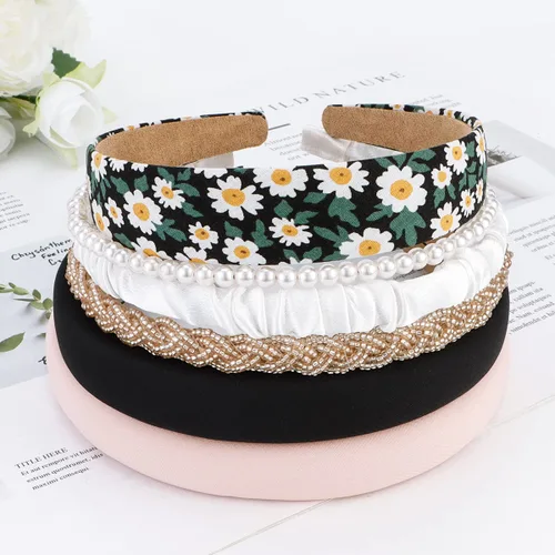 Vista 5 de TOBATOBA Juego de 9 diademas de moda para mujeres y niñas, diademas antideslizantes para cabello de mujer, diademas de perlas de flores