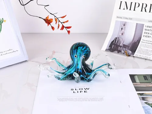 Vista 8 de WUBIANJIE Estatuas de cristal soplado a mano de pulpo y medusa, esculturas coloridas de animales marinos, pisapapeles para decoración del hogar