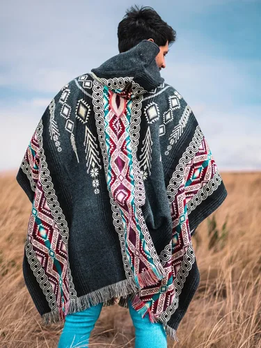 Vista 3 de Poncho for men - Alpaca wool - Clint Eastwood - Daryl Dixon - Men Poncho - Handamade products - Cowboy Serape Shawl