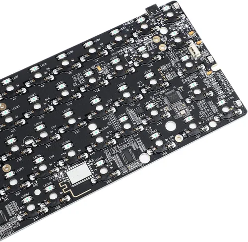 Vista 4 de YMDK GH60 GK61 RGB Controlador independiente de intercambio en caliente Tyce-C ANSI Teclado mecánico Kit de bricolaje Caja de plástico CNC Aluminio