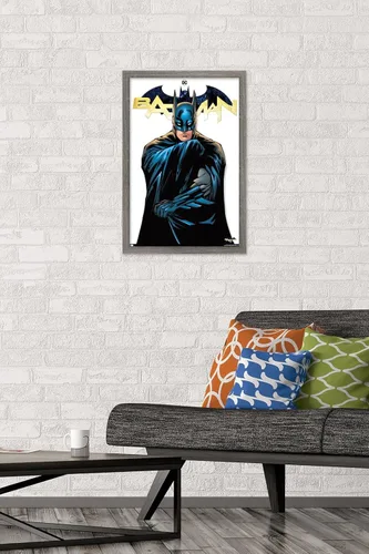 Vista 2 de Trends International DC Comics Batman Feature Series - Póster de pared, 22.4 pulgadas de largo x 14.7 W, versión enmarcada de madera de granero