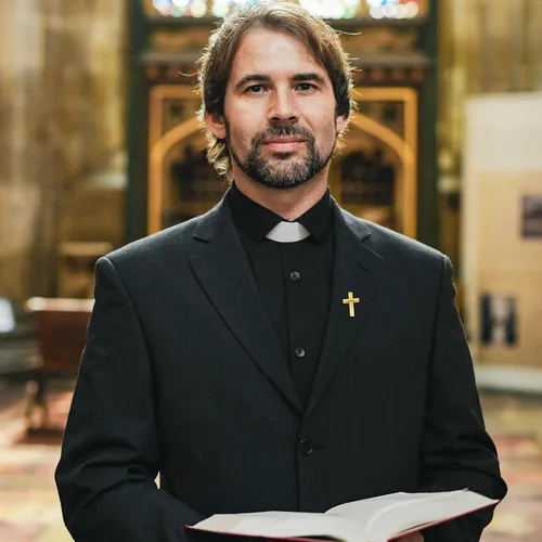 Vista 3 de Jexine 50 piezas de pines de solapa pequeños con cruz, broches de esmalte cristianos religiosos para capellán, pines de corbata a granel, regalo