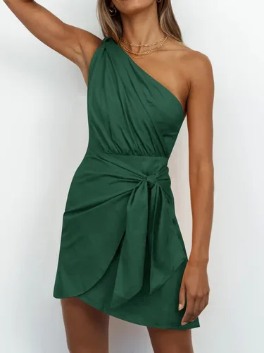 Vista 3 de LILLUSORY Minivestido corto de un hombro para mujer, vestido corto de verano cruzado con lazo fruncido en la cintura