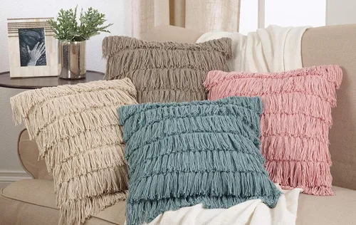 Vista 4 de SARO LIFESTYLE Almohada tejida con flecos y relleno de plumón