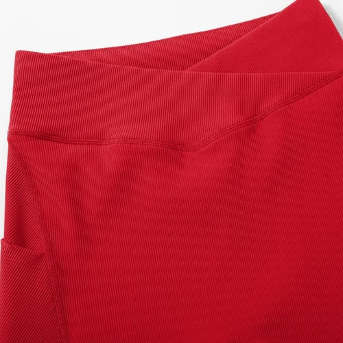 Vista 6 de OMKAGI Pantalones cortos de entrenamiento con cintura en V para mujer, con bolsillos, 4 pulgadas, acanalados, sin costuras, cintura alta, pantalones