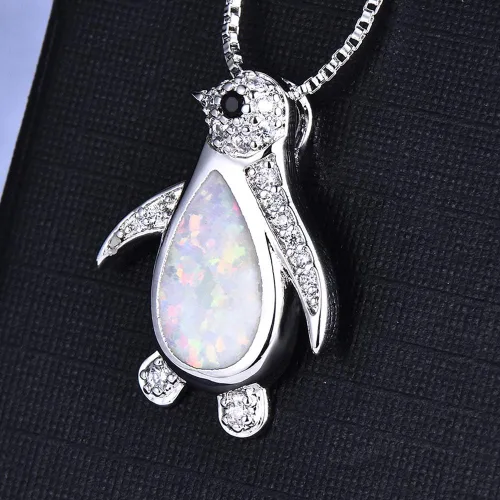 Vista 4 de Lindo collar con colgante de pingüino de ópalo para mujeres, adolescentes, niñas, circonita cúbica de cristal, caja de animales antárticos