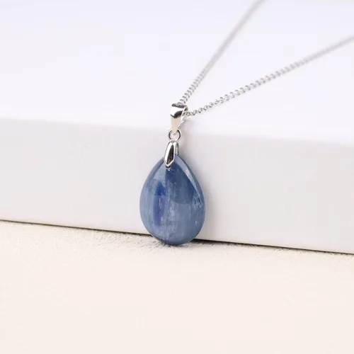 Vista 4 de GAVU Collar de cristal curativo de lágrima de plata de ley 925 Piedra