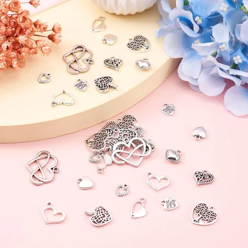Vista 2 de Pandahall - 100 dijes de aleación de estilo tibetano, dijes de corazón de plata antigua, dijes de corazón dulce para manualidades, aretes, pulseras