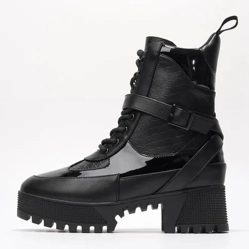 Vista 4 de Botas de combate de tacón grueso para mujer con plataforma y cordones, botines altos de otoño e invierno para ropa urbana, tacón de bloque Negro