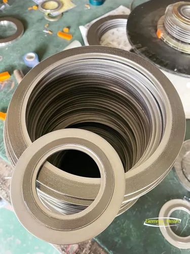 Vista 9 de Junta espiral para heridas con anillo interior SUS304, relleno de grafito, 5 piezas 1-1/2 pulgadas DN40