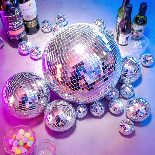 Vista 2 de 4 piezas de decoración de bola de discoteca grande - bolas de discoteca colgantes plateadas con espejo ornamental para decoración de Año Nuevo