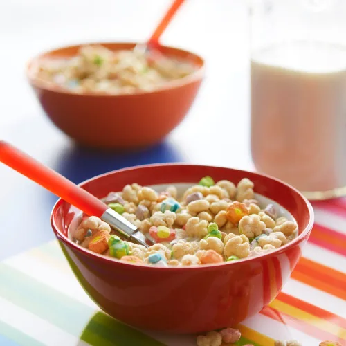 Vista 4 de Malt-O-Meal Cereal de desayuno Marshmallow Mateys®, 23 onzas (paquete de 9)