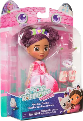 Vista 2 de Gabby's Dollhouse The Movie Garden - Muñeca Gabby con orejas de gato extraíbles, banda para el pelo, gafas de sol y ropa de muñeca, juguete infantil