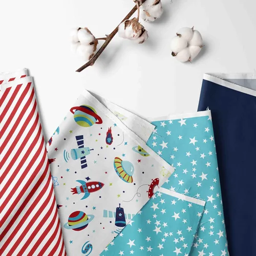 Vista 2 de Bacati - Juego de ropa de cama de algodón multicolor espacial de 4 piezas para niños, 100% algodón, incluye edredón reversible, sábana bajera