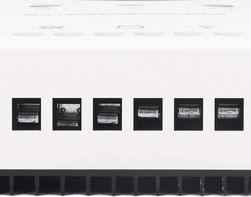 Vista 3 de Controlador solar, regulador de panel solar MPPT Sistema de detección automática Controladores de energía (100A)