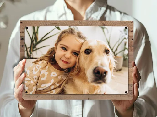 Vista 2 de MUNDAZE Impresión de metal de retrato personalizado en marco de paleta de madera recuperada – Regalo de foto familiar personalizado – Recuerdo