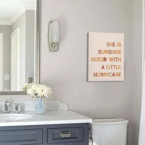 Vista 5 de PHAMTE Decoración de pared para dormitorio de niñas, arte de pared con texto en inglés «She is Sunshine Mixed with a Little Hurricane», lienzo