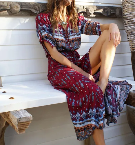 Vista 5 de R.Vivimos - Vestido bohemio a media pierna de verano para mujer con estampado floral, botones, tirantes delgados, cuello en V