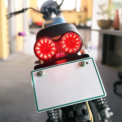 Vista 6 de Bobber Cafe Racer ATV Chopper Luz trasera LED Integrada Correr Lámpara de señal de giro Soporte de placa de matrícula Lámpara trasera