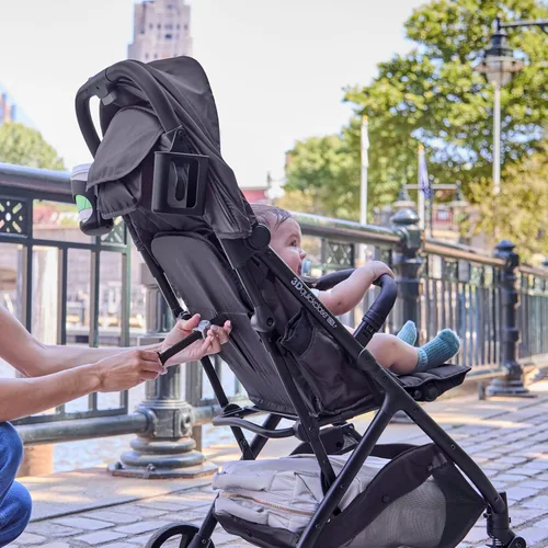 Vista 6 de Summer Infant Ingenuity 3Dquickclose CS+ - Cochecito plegable compacto - Cochecito ligero con toldo de gran tamaño, almacenamiento extragrande