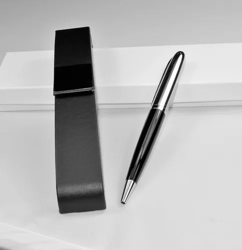 Vista 2 de Bolígrafo personalizado de esmalte plateado y negro grabado gratis, bolígrafo grabado personalizado, regalo de padrinos de boda, regalo