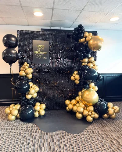 Vista 6 de Kit de guirnalda de arco de globos negros y dorados con estrella, 22, 18, 12, 10, 5 pulgadas, globos de látex negros metálicos dorados y blancos