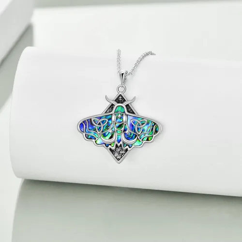 Vista 2 de TIGER RIDER Collar de plata de ley con diseño de ábala de polilla gótica, urna y cristal para mujer