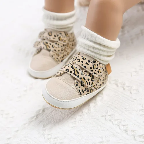 Vista 2 de HsdsBebe Baby Boys Girls Casual Sneakers Toddler Pu Leather Rubber Hard Sole Outdoor Slippers Crib First Walkers Shoes