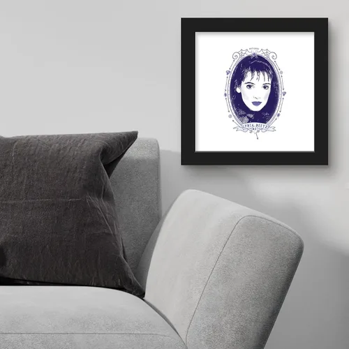 Vista 3 de Trends International Gallery Pops Beetlejuice - Póster de pared con retrato Lydia Deetz, 12.00 x 12.00 pulgadas, versión de marco negro