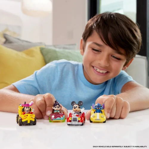 Vista 5 de Hot Wheels RacerVerse HKB88-4B10 - Vehículo fundido a presión con controlador Vanellope escala 1:64