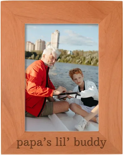 Vista 20 de Personalized Gifts Grandpa Gift Grandpa's Lil' Buddy Grandson - Marco de fotos de madera natural grabado de 4 x 6 pulgadas, diseño de paisaje