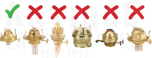Vista 3 de B&P Lamp® Base de 2 1/2 pulgadas por 7 1/2 pulgadas de alto de aceite transparente y chimenea de lámpara de queroseno