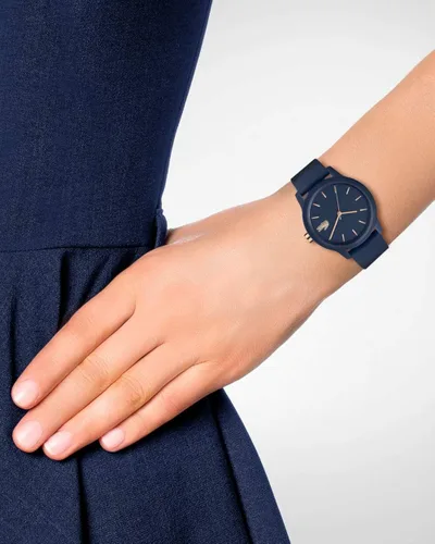 Vista 4 de Lacoste Reloj analógico de cuarzo clásico para mujer con correa de silicona 2001067, Azul