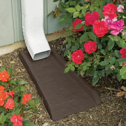 Vista 6 de Suncast Bloque de drenaje decorativo para el hogar, protector de repuesto resistente para evitar la erosión del suelo y los lavados de lluvia, Java