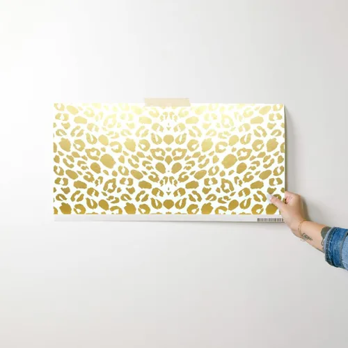 Vista 7 de Spoonflower Muestro de papel tapiz extraíble - Papel pintado prepegado de encargo blanco animal negro con estampado de leopardo dorado