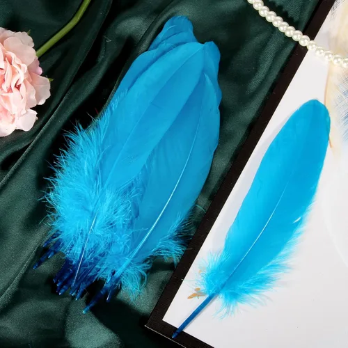 Vista 6 de THARAHT 120 plumas de ganso azul aguamarina naturales a granel de 6-8 pulgadas 5.9-7.9 in para manualidades, bricolaje, cosplay, boda, fiesta