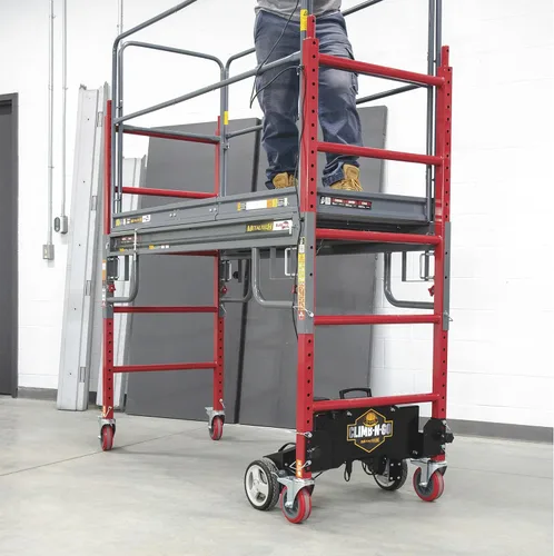 Vista 5 de Metaltech Climb-N-Go motorizado para todos los andamios Metaltech Baker Model# I-CNG