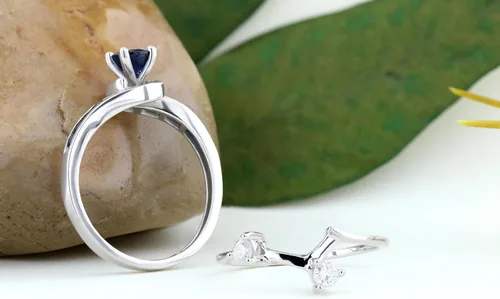 Vista 3 de Dazzlingrock Collection Juego de anillos de compromiso nupciales de zafiro azul y diamante blanco de 10 quilates, oro blanco