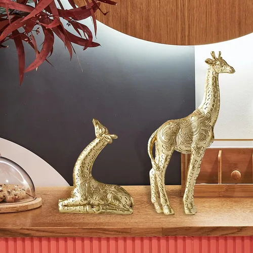 Vista 4 de 1 par de estatua de jirafa moderna figura de jirafa escultura animal de resina para gabinete de vino, gabinete de TV, decoración del hogar