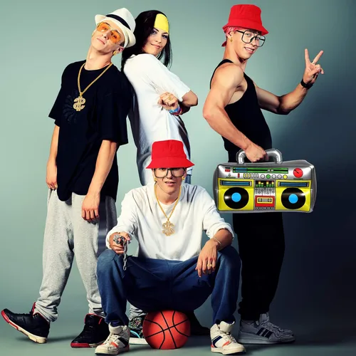 Vista 6 de Juego de 5 piezas de disfraz de hip hop, sombrero de pescador, lentes de sol, letrero de dólar