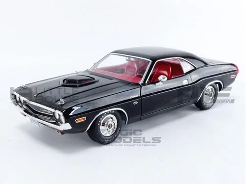 Vista 2 de 1:18 1970 Dodge Challenger R/T 440 - Paquete de 6 unidades, negro con rojo Greenlight