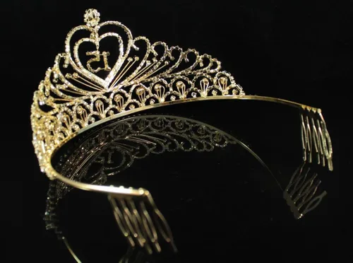 Vista 11 de Quinceañera Sweet 15 Quinceañera Fiesta de 15 Cumpleaños coronas de quinceañeras Corona de tiara de diamantes de imitación austríacos blanco claro