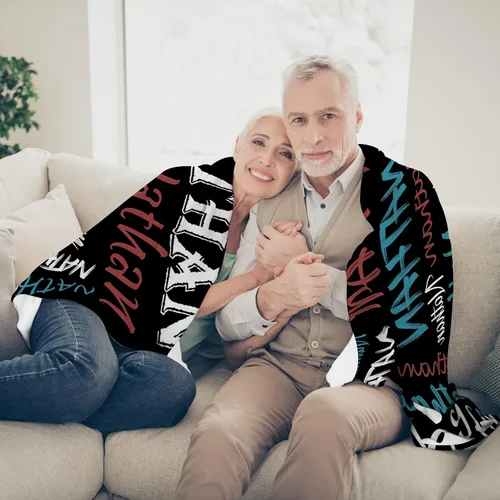 Vista 5 de Manta personalizada con tema negro, manta suave y ligera de franela y forro polar con nombre para hombres, mujeres, niños y niñas - Regalos