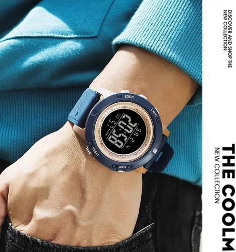 Vista 3 de Reloj digital impermeable para hombre con luz LED, cronómetro, multifunción, reloj de pulsera para hombre