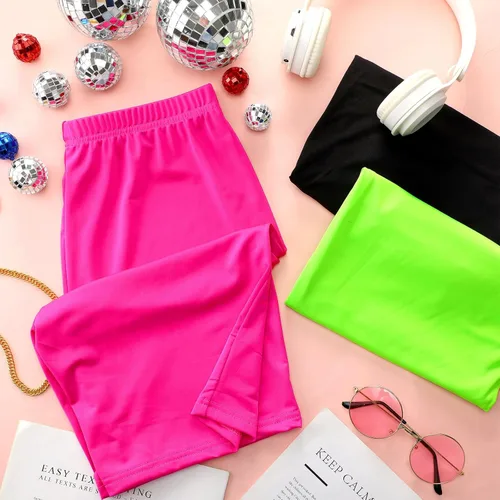 Vista 4 de Chuarry 3 piezas de pantalones cortos de yoga activos para mujer de los años 80, pantalones cortos brillantes de neón de cintura alta, pantalones