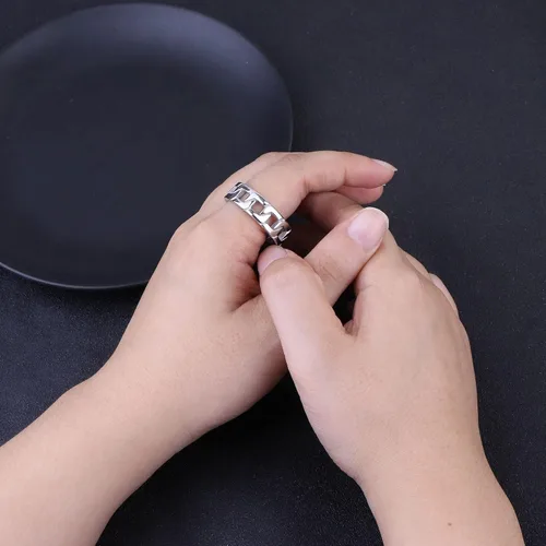 Vista 6 de JeryWe Juego de 9 anillos de acero inoxidable para hombre, anillos de cadena trenzados, abridor de cerveza, giratorios, vintage, para hombre, negro