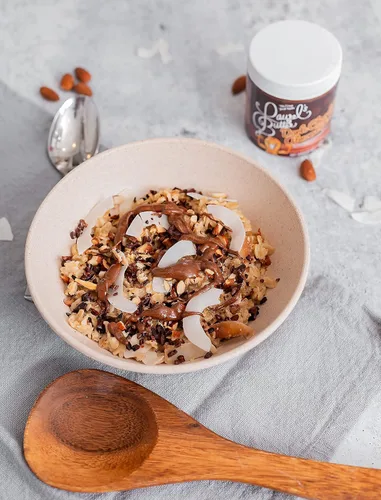 Vista 3 de Mantequilla de Almendra con Chocolate Oscuro de Laurel – Mantequilla de Nueces Alta en Proteínas – Untable con Sabor a Nutella – Mantequilla Baja