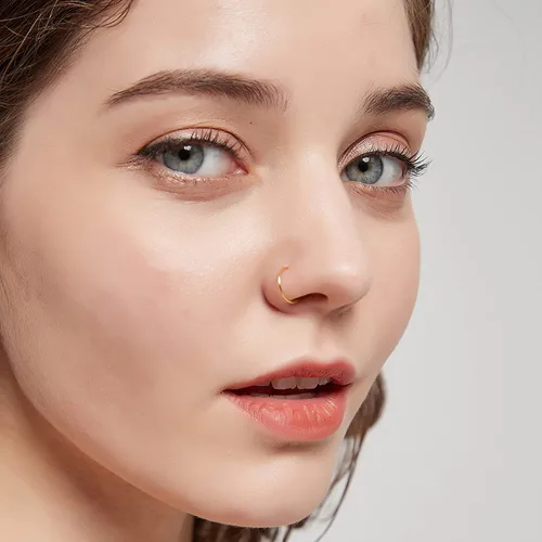 Vista 3 de Small Gold Nose Ring Hoop for Women, Tiny Thin 14k Gold Filled Nose Piercing Hoop Jewelry 7mm 22G