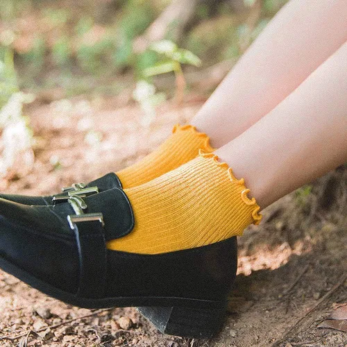 Vista 3 de Mcool Mary Calcetines con volantes para mujer, lindos calcetines de tobillo cálidos de invierno, de algodón de punto ondulado, paquete de 6 1 verde